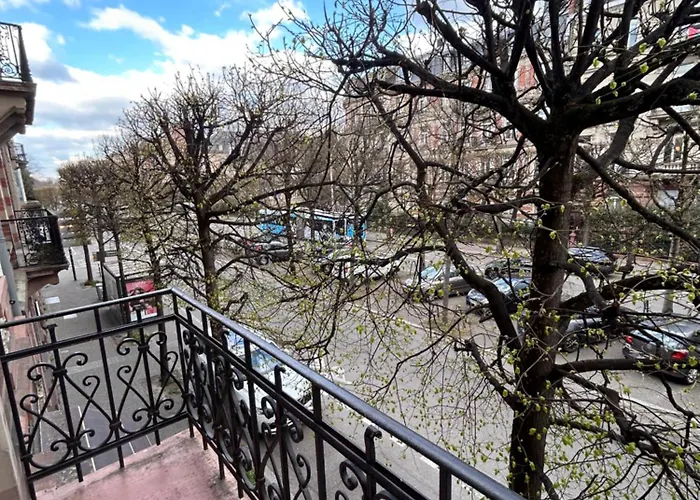 Spacieux En Centre דירה *